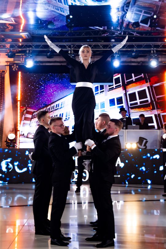 Studniówka Zespołu Szkół Ekonomicznych (zdjęcia)