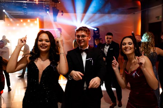 Studniówka Zespołu Szkół Ekonomicznych (zdjęcia)