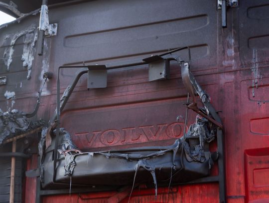 Warsztat w Milejowicach po pożarze (zdjęcia)