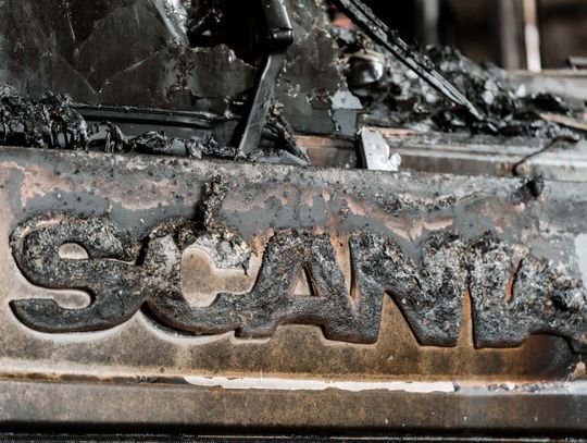 Warsztat w Milejowicach po pożarze (zdjęcia)