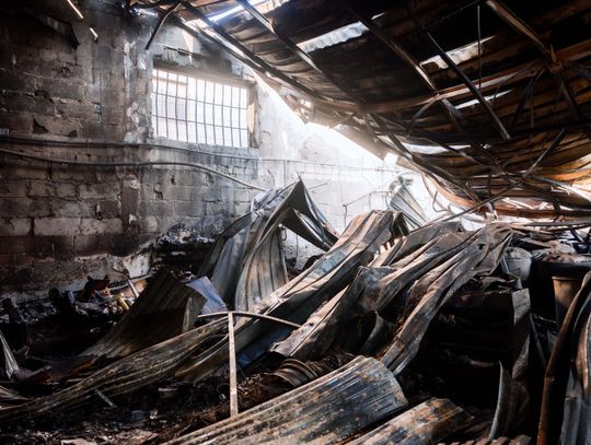Warsztat w Milejowicach po pożarze (zdjęcia)