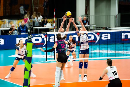 Moya Radomka Radom - C.S.O. Voluntari 2005 (zdjęcia) Moya Radomka Radom - C.S.O. Voluntari 2005 (zdjęcia)