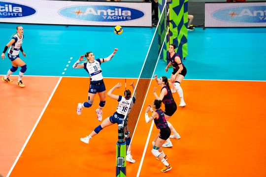 Moya Radomka Radom - C.S.O. Voluntari 2005 (zdjęcia) Moya Radomka Radom - C.S.O. Voluntari 2005 (zdjęcia)