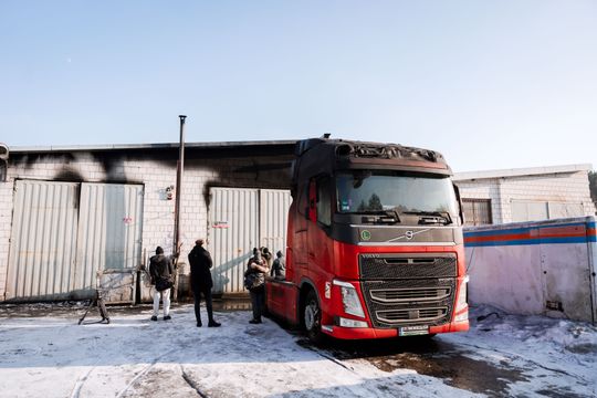 Warsztat w Milejowicach po pożarze (zdjęcia)