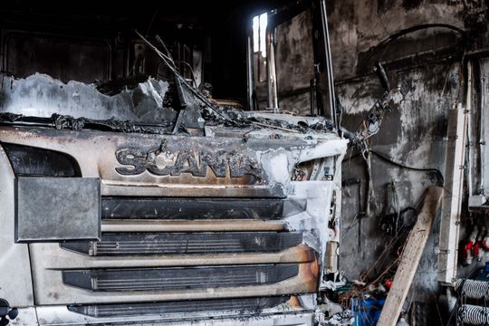 Warsztat w Milejowicach po pożarze (zdjęcia)