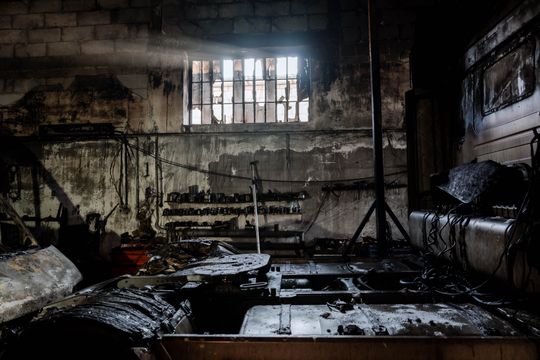 Warsztat w Milejowicach po pożarze (zdjęcia)