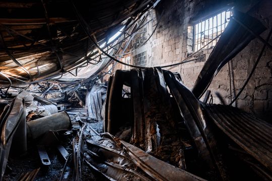 Warsztat w Milejowicach po pożarze (zdjęcia)