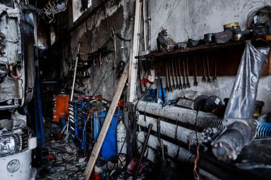 Warsztat w Milejowicach po pożarze (zdjęcia)