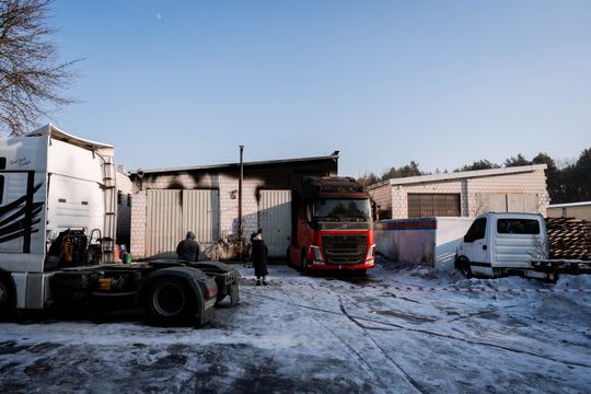 Warsztat w Milejowicach po pożarze (zdjęcia)