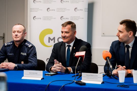 Program ochrony dzieci i młodzieży (zdjęcia) Program ochrony dzieci i młodzieży (zdjęcia)