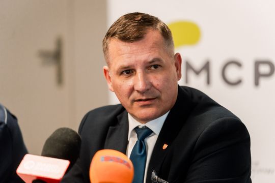 Program ochrony dzieci i młodzieży (zdjęcia)