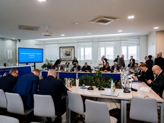 XIX sesja Rady Powiatu w Radomiu (zdjęcia)