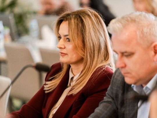 XIX sesja Rady Powiatu w Radomiu (zdjęcia)