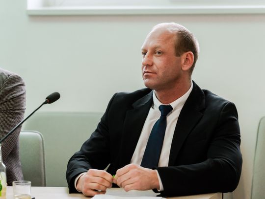 XIX sesja Rady Powiatu w Radomiu (zdjęcia)