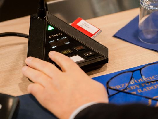 XIX sesja Rady Powiatu w Radomiu (zdjęcia)