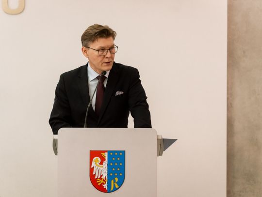 XIX sesja Rady Powiatu w Radomiu (zdjęcia)