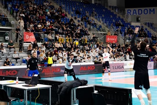 Pierrot Czarni Radom - PZL Leonardo Avia Świdnik (zdjęcia) Pierrot Czarni Radom - PZL Leonardo Avia Świdnik (zdjęcia)