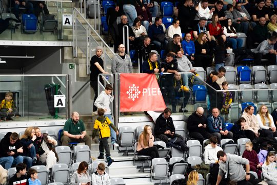 Pierrot Czarni Radom - PZL Leonardo Avia Świdnik (zdjęcia)