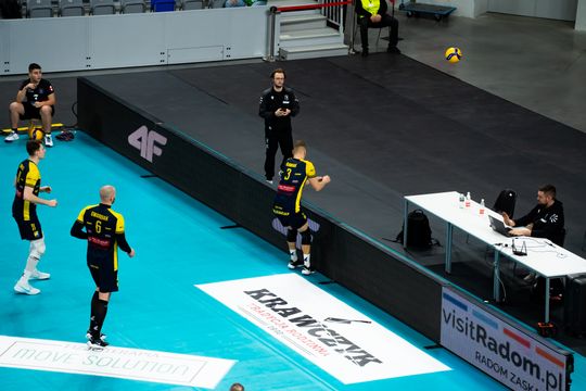 Pierrot Czarni Radom - PZL Leonardo Avia Świdnik (zdjęcia)