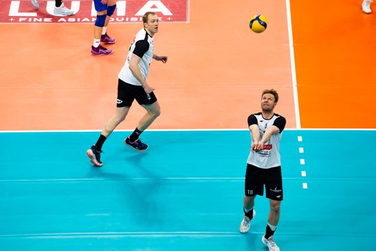 Pierrot Czarni Radom - PZL Leonardo Avia Świdnik (zdjęcia) Pierrot Czarni Radom - PZL Leonardo Avia Świdnik (zdjęcia)