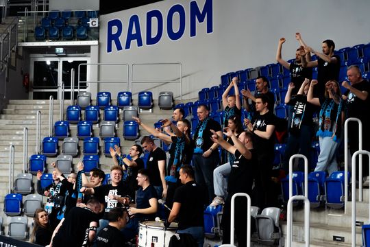 Pierrot Czarni Radom - PZL Leonardo Avia Świdnik (zdjęcia)