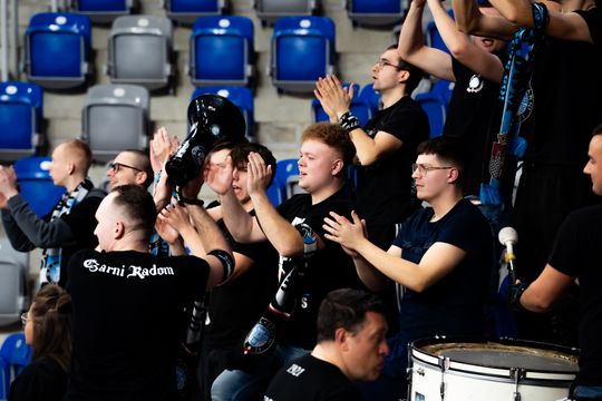 Pierrot Czarni Radom - PZL Leonardo Avia Świdnik (zdjęcia)