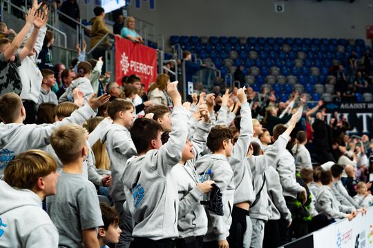 Pierrot Czarni Radom - PZL Leonardo Avia Świdnik (zdjęcia)