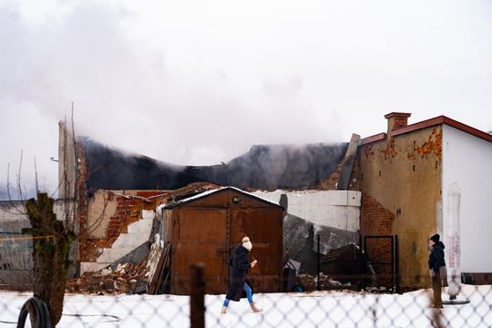 Pożar domu mieszkalnego przy ul. Sąsiedniej (zdjęcia)