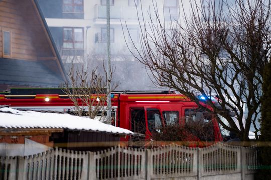 Pożar domu mieszkalnego przy ul. Sąsiedniej (zdjęcia)