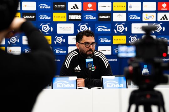 Przedmeczowa konferencja prasowa z trenerem Radomiaka Radom (zdjęcia)