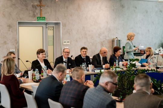 XIX sesja Rady Powiatu w Radomiu (zdjęcia)