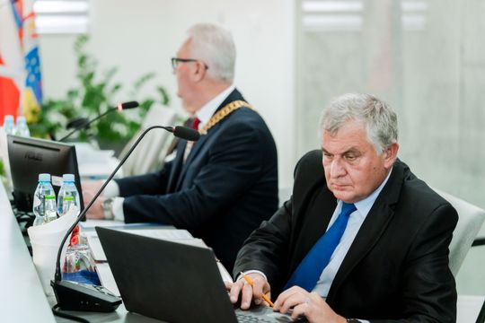 XIX sesja Rady Powiatu w Radomiu (zdjęcia)