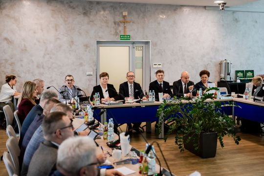 XIX sesja Rady Powiatu w Radomiu (zdjęcia)