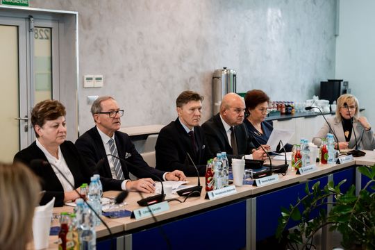 XIX sesja Rady Powiatu w Radomiu (zdjęcia)