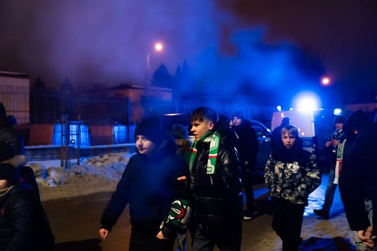Rozczarowani kibice opuszczający stadion po odwołanym meczu Radomiak Radom - Arka Gdynia (zdjęcia) Rozczarowani kibice opuszczający stadion po odwołanym meczu Radomiak Radom - Arka Gdynia (zdjęcia)