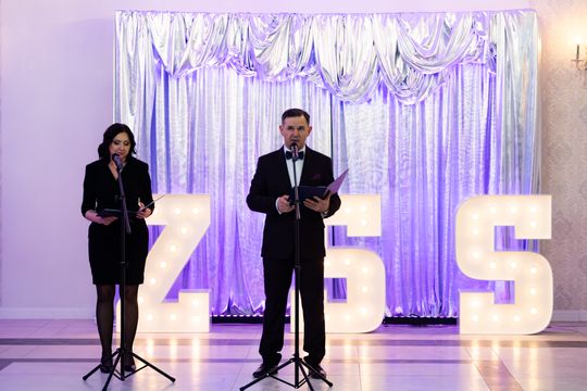 Studniówka Zespołu Szkół Samochodowych (zdjęcia) Studniówka Zespołu Szkół Samochodowych (zdjęcia)