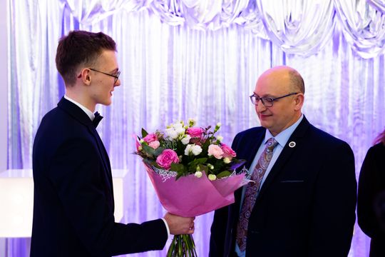 Studniówka Zespołu Szkół Samochodowych (zdjęcia)