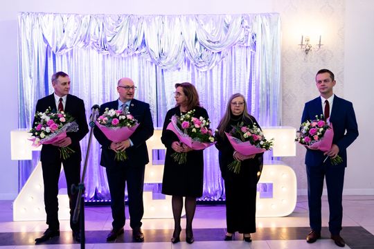 Studniówka Zespołu Szkół Samochodowych (zdjęcia)