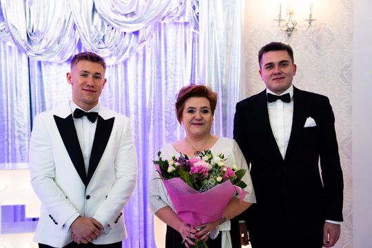 Studniówka Zespołu Szkół Samochodowych (zdjęcia) Studniówka Zespołu Szkół Samochodowych (zdjęcia)