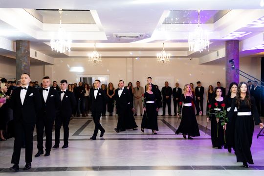 Studniówka Zespołu Szkół Samochodowych (zdjęcia) Studniówka Zespołu Szkół Samochodowych (zdjęcia)