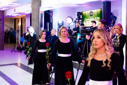 Studniówka Zespołu Szkół Samochodowych (zdjęcia)