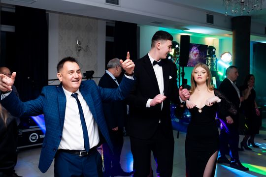 Studniówka Zespołu Szkół Samochodowych (zdjęcia) Studniówka Zespołu Szkół Samochodowych (zdjęcia)