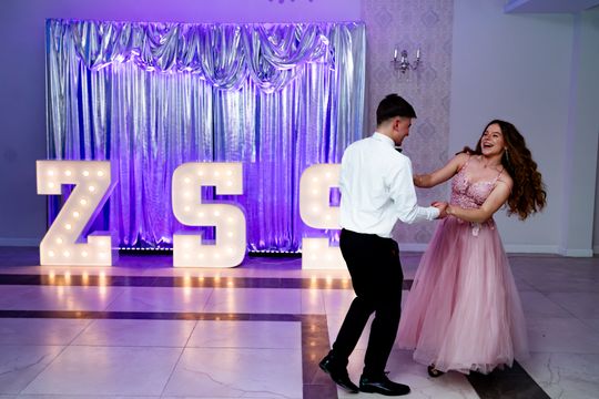 Studniówka Zespołu Szkół Samochodowych (zdjęcia)