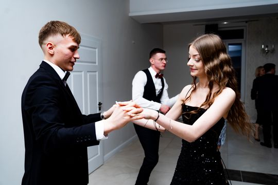 Studniówka Zespołu Szkół Samochodowych (zdjęcia) Studniówka Zespołu Szkół Samochodowych (zdjęcia)