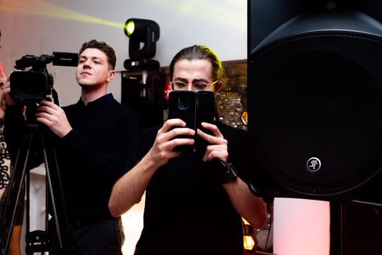 Studniówki 2026: XIII Liceum Ogólnokształcące z Oddziałami Dwujęzycznymi (zdjęcia) Studniówki 2026: XIII Liceum Ogólnokształcące z Oddziałami Dwujęzycznymi (zdjęcia)