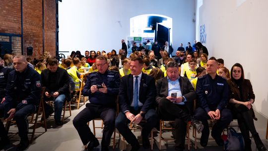 Rozstrzygnięcie konkursu Komendy Wojewódzkiej Policji dla szkół podstawowych „Odblaskowa Szkoła”  (zdjęcia)