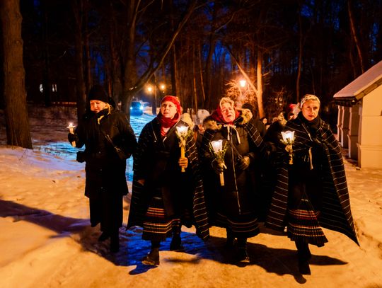 Uroczystości Matki Boskiej Gromnicznej w Muzeum Wsi Radomskiej (zdjęcia)