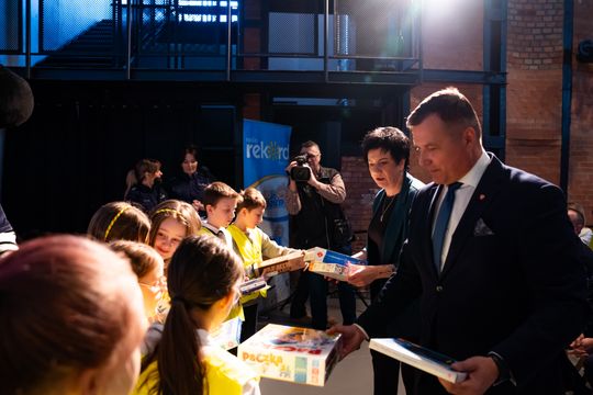 Rozstrzygnięcie konkursu Komendy Wojewódzkiej Policji dla szkół podstawowych „Odblaskowa Szkoła”  (zdjęcia)