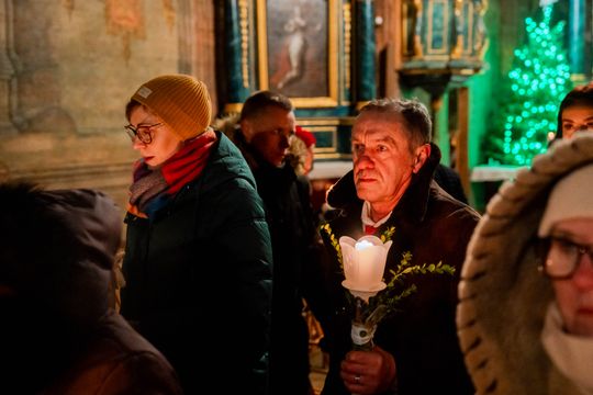 Uroczystości Matki Boskiej Gromnicznej w Muzeum Wsi Radomskiej (zdjęcia) Uroczystości Matki Boskiej Gromnicznej w Muzeum Wsi Radomskiej (zdjęcia)