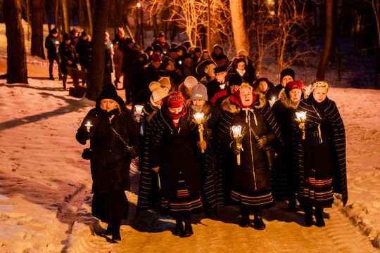 Uroczystości Matki Boskiej Gromnicznej w Muzeum Wsi Radomskiej (zdjęcia) Uroczystości Matki Boskiej Gromnicznej w Muzeum Wsi Radomskiej (zdjęcia)